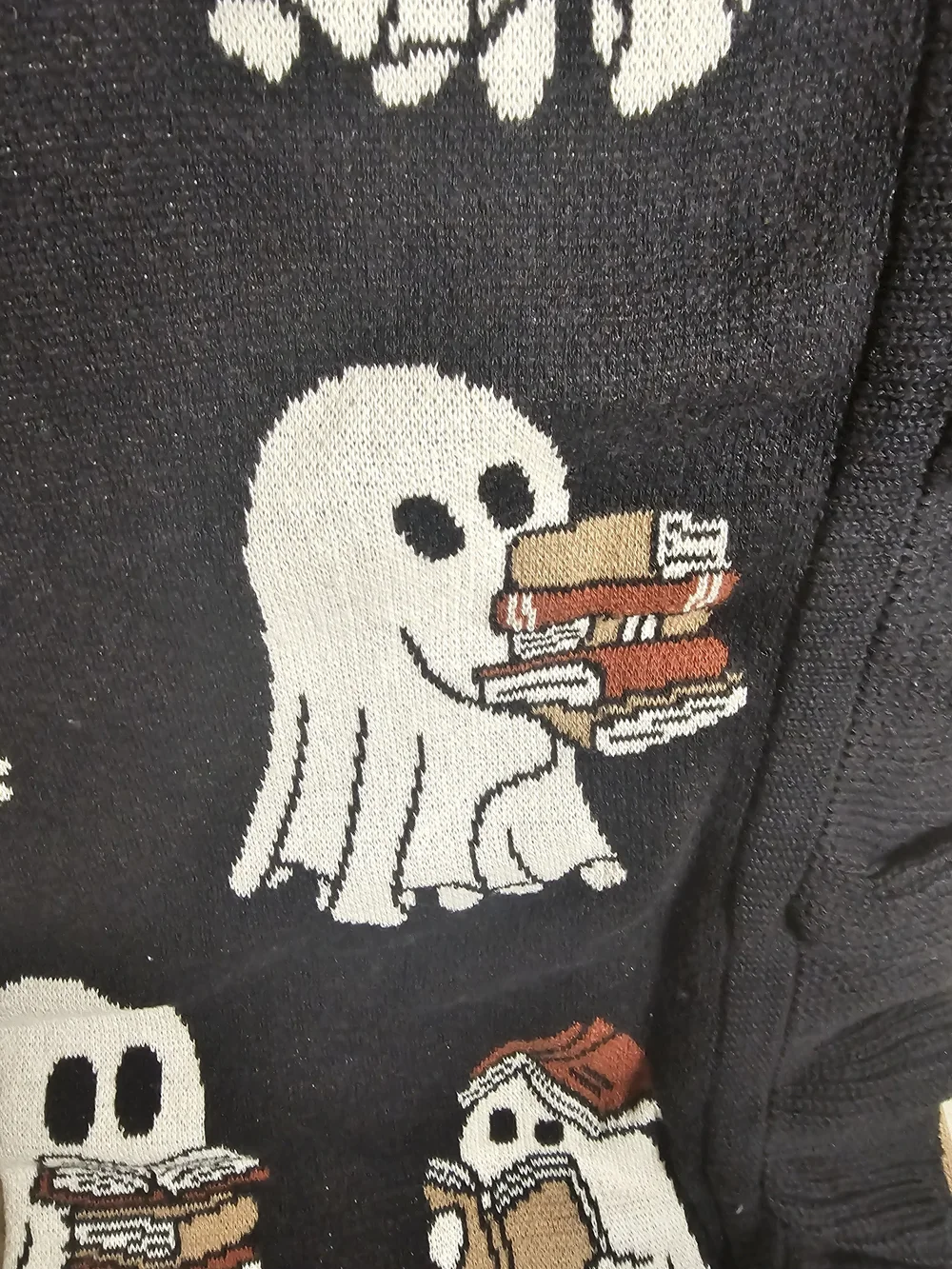 NEW VIRAL HALLOWEEN GHOST AND READING BOOKS REVERSIBLE THROW BLANKET | 50X70